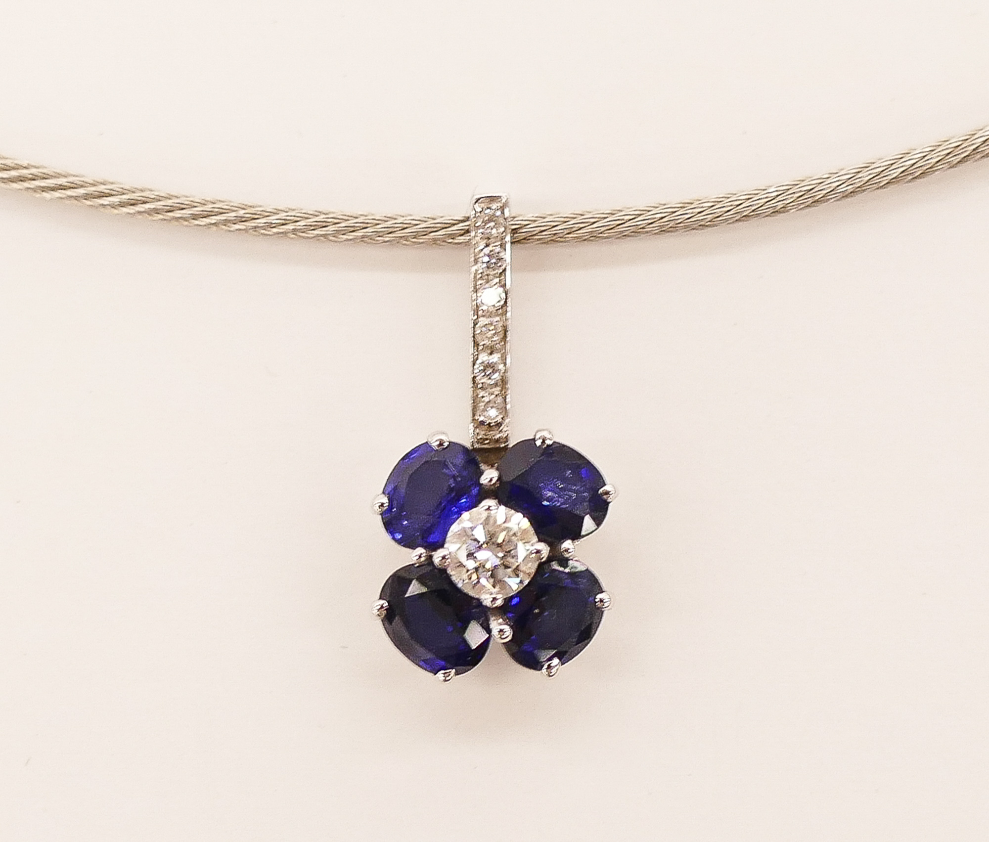 Appraisal: Lady's Sapphire Diamond k Pendant Necklace '' Diameter Flower shaped