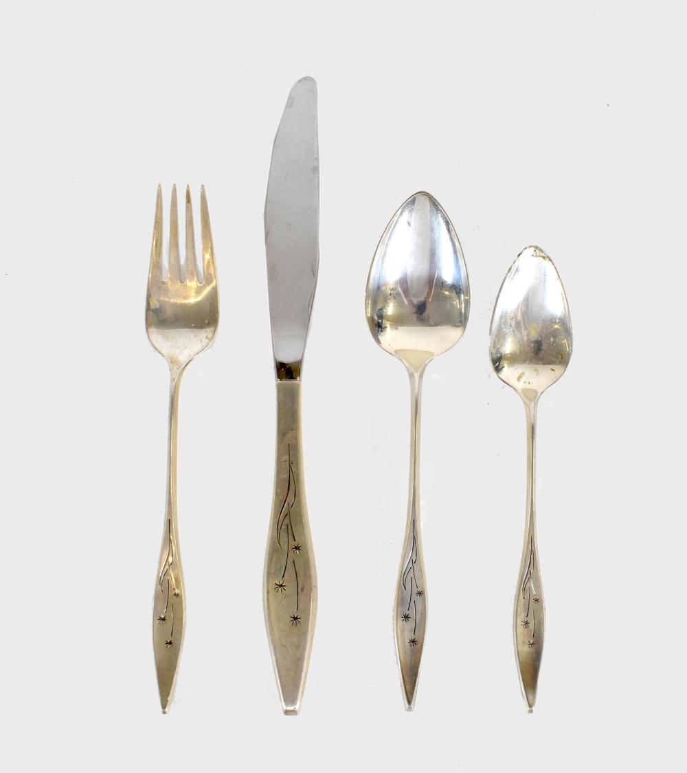 Appraisal: REED BARTON PIECE SILVER FLATWARE SERVICECirca Marked Comprising seven tablespoons