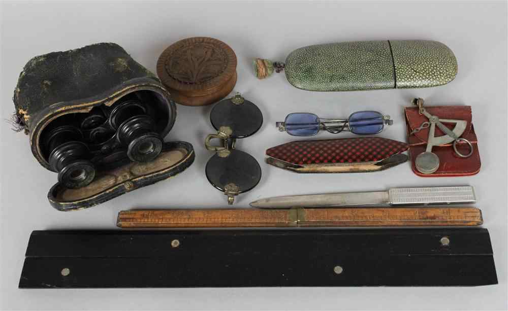 Appraisal: GROUP OF MISCELLANEOUS OBJECTS including a Mauchlineware 'Rob Roy' tartan