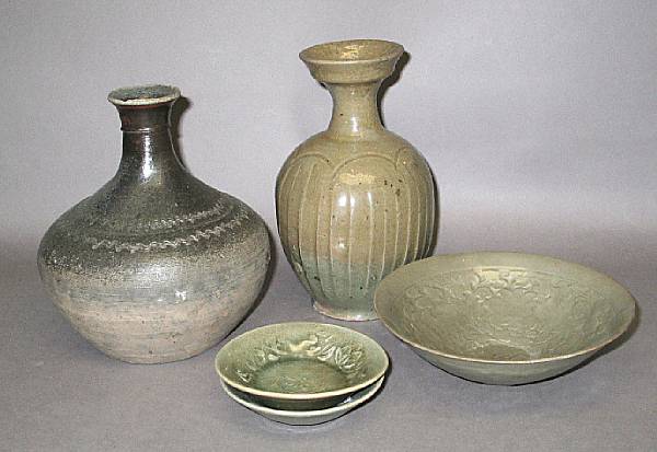 Appraisal: A group of five stoneware containers Late Silla and Goryeo