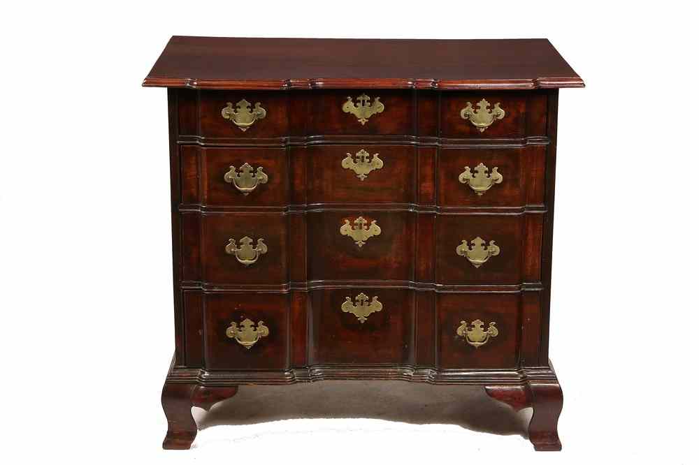 Appraisal: MASSACHUSETTS CHEST OF DRAWERS - Massachusetts Period Chippendale Mahogany Block