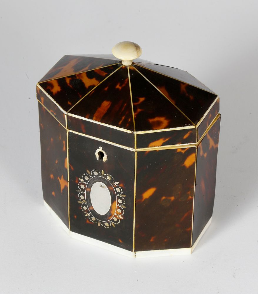 Appraisal: George III Tortoiseshell Single Compartment Tea Caddy th Century George