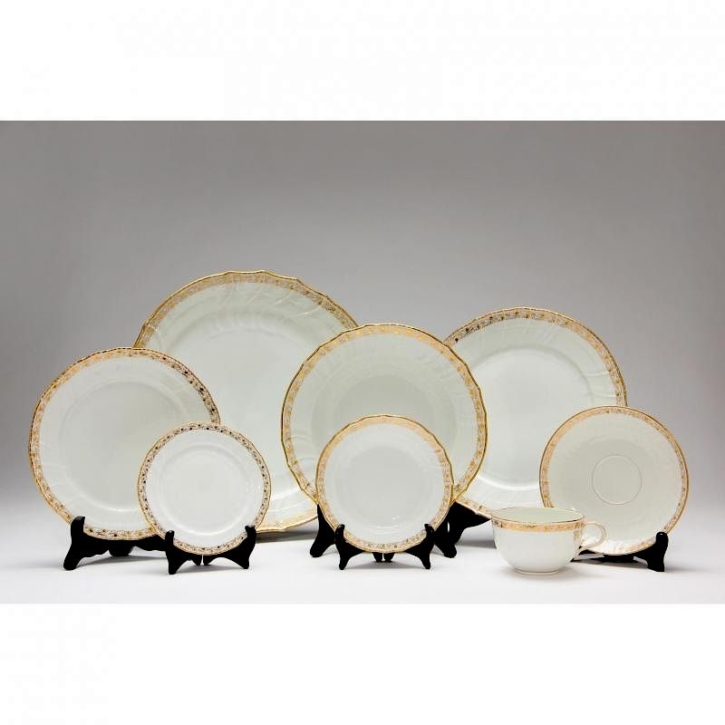 Appraisal: KPM Porcelain Dinner Set to include serving platters lidded entree