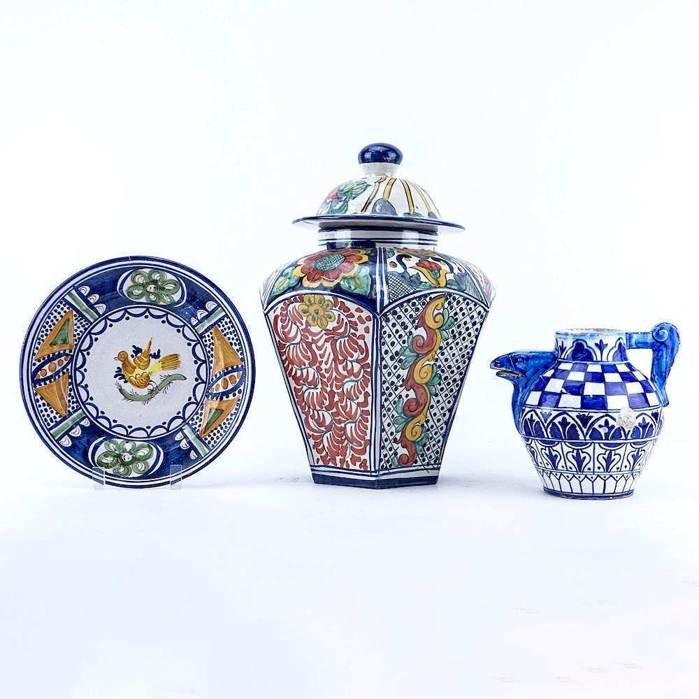 Appraisal: Grouping of Three Large Mexican Faience Pottery Covered Jar Faience