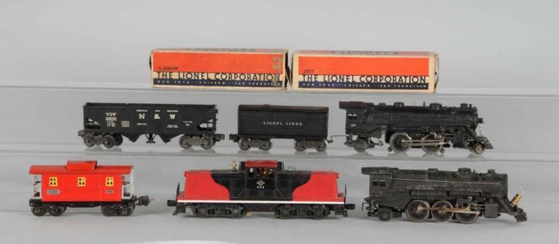 Appraisal: Lot of Lionel Engines Cars Description Post-war Includes LV center