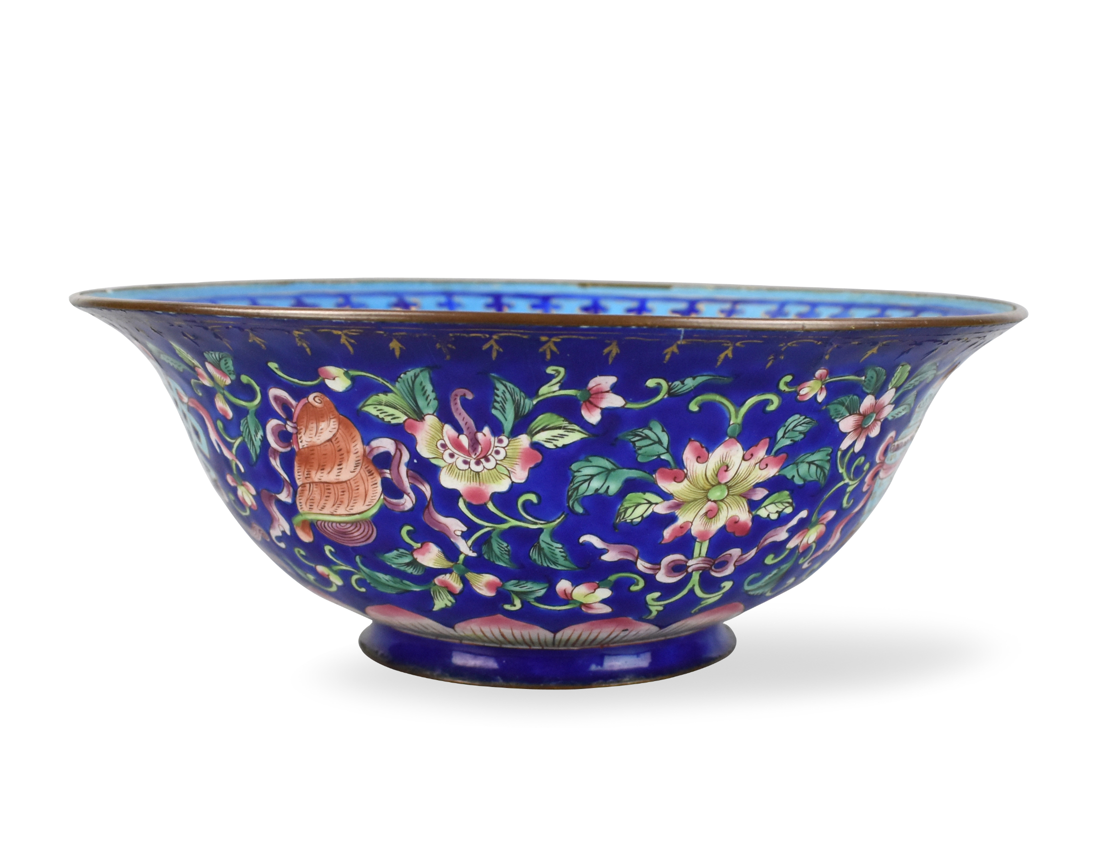 Appraisal: Chinese Canton Enamel bowl outside a festive design against a