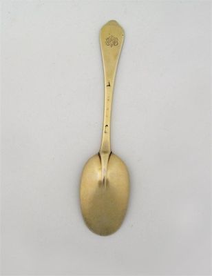 Appraisal: A Queen Anne dog nose spoon with plain rattail engraved