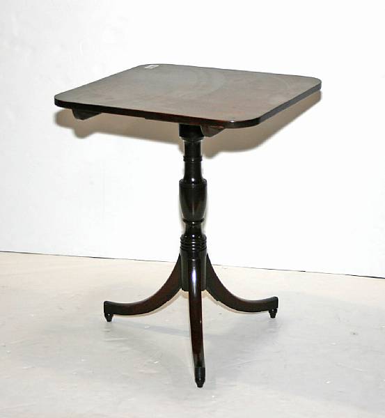 Appraisal: A Federal tilt top tea table first quarter th century