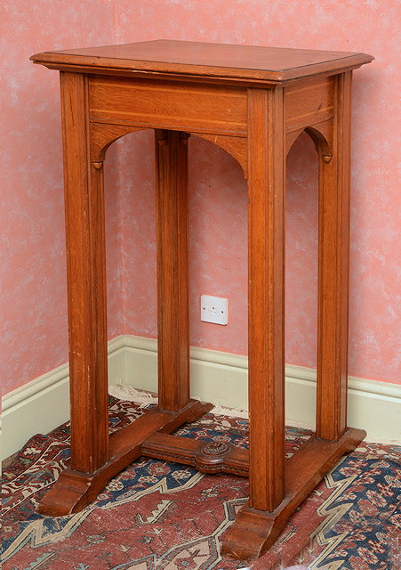 Appraisal: A PAIR OF VICTORIAN OAK PLINTHS OR STANDS with boxwood