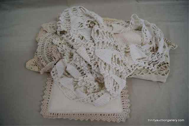 Appraisal: Pieces of Vintage Handmade Crochet Doilies EtcThis is for a