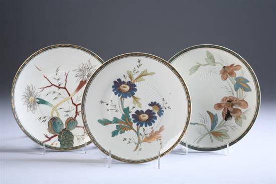 Appraisal: TWELVE GERMAN PORCELAIN DESSERT PLATES late th century overglaze Weimar