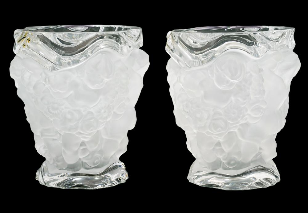 Appraisal: PR LALIQUE 'CHERUB' VASES FROSTED CLEARPair of Lalique clear and