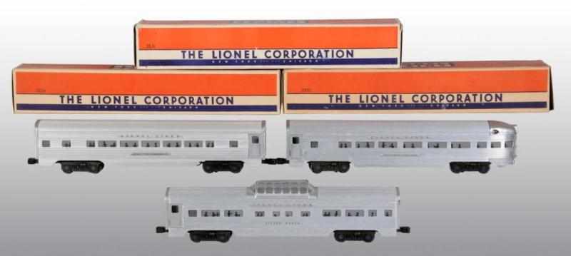 Appraisal: Lionel Post-War O-Gauge Aluminum Passenger Cars Description Set includes pullman