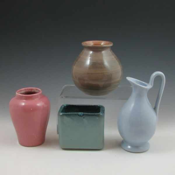 Appraisal: Four-piece lot of pottery including a vases by Stangl Glidden