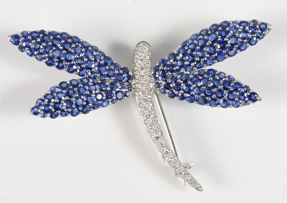 Appraisal: Karat White Gold Dragonfly Brooch set with blue sapphire wings