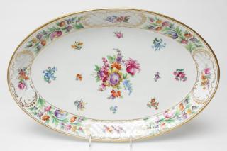 Appraisal: German Schumann Bavaria Porcelain Meat Platter Vintage oval German hand-painted