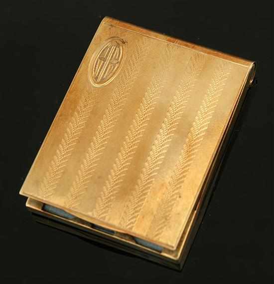 Appraisal: A gold match case The ct gold rectangluar engraved case