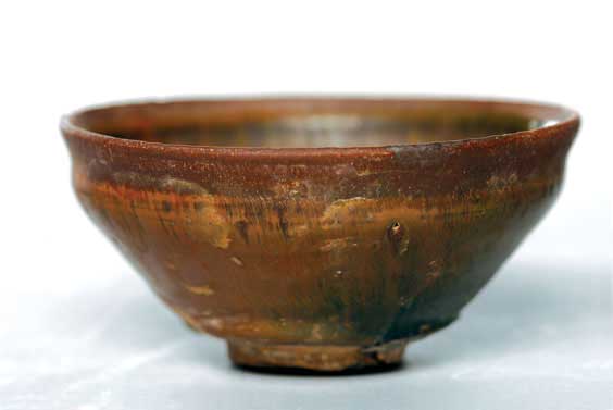 Appraisal: SONG HARE'S FUR TEABOWL Chinese Song Dynasty hare's fur glazed