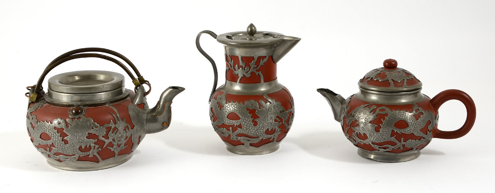 Appraisal: PIECE YEE DZU CHING CHINESE TEA SET Red stoneware bodies