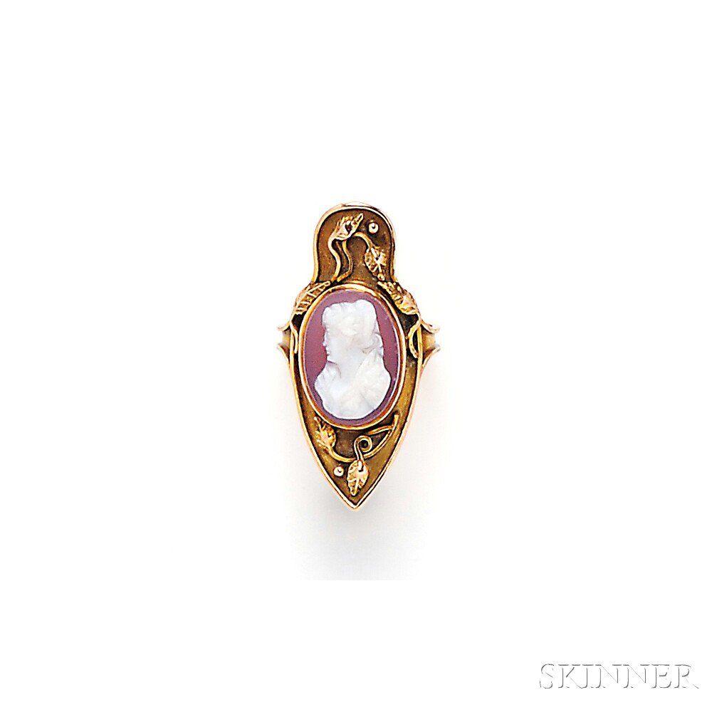 Appraisal: Art Nouveau Gold and Hardstone Cameo Ring the cameo depicting