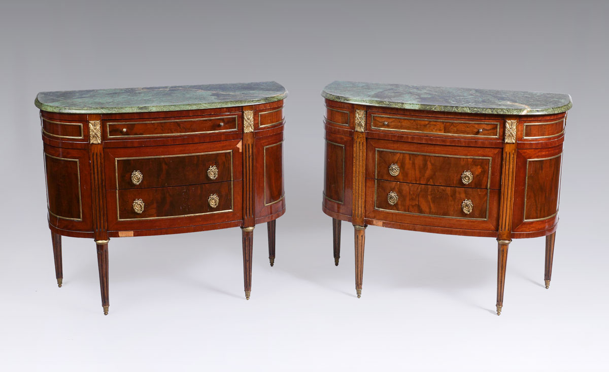 Appraisal: PAIR MAHOGANY MARBLE TOP COMMODES Matched mahogany veneer commodes variegated