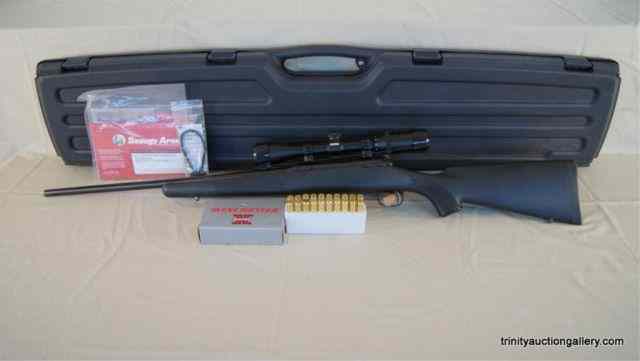 Appraisal: Savage Mod - Cal Rifle w Scope Case This is