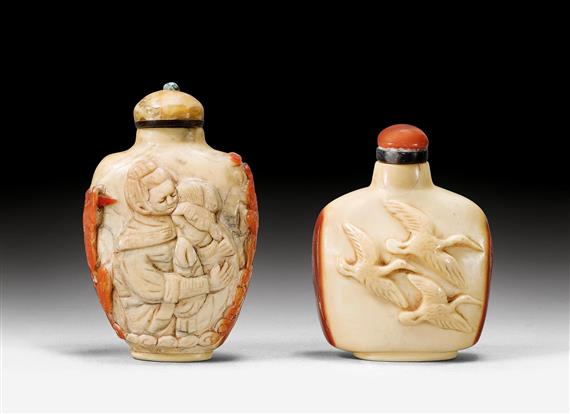 Appraisal: TWO SNUFF BOTTLES OF HORNBILL China H - cm a