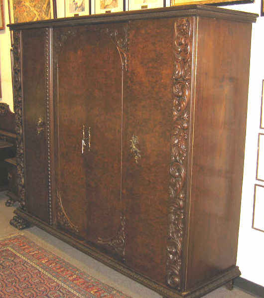 Appraisal: MASSIVE AMERICAN FIVE PIECE WALNUT BEDROOM SUITE Large wardrobe vanity