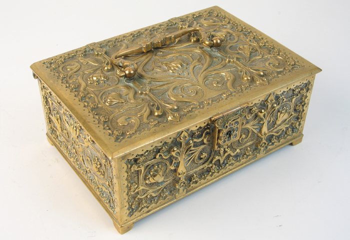 Appraisal: A FRENCH ART NOUVEAU BRASS PLATED CACHE BOX The raised