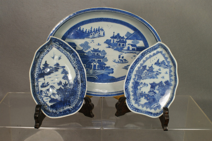 Appraisal: Chinese export porcelain blue and white lot of to include