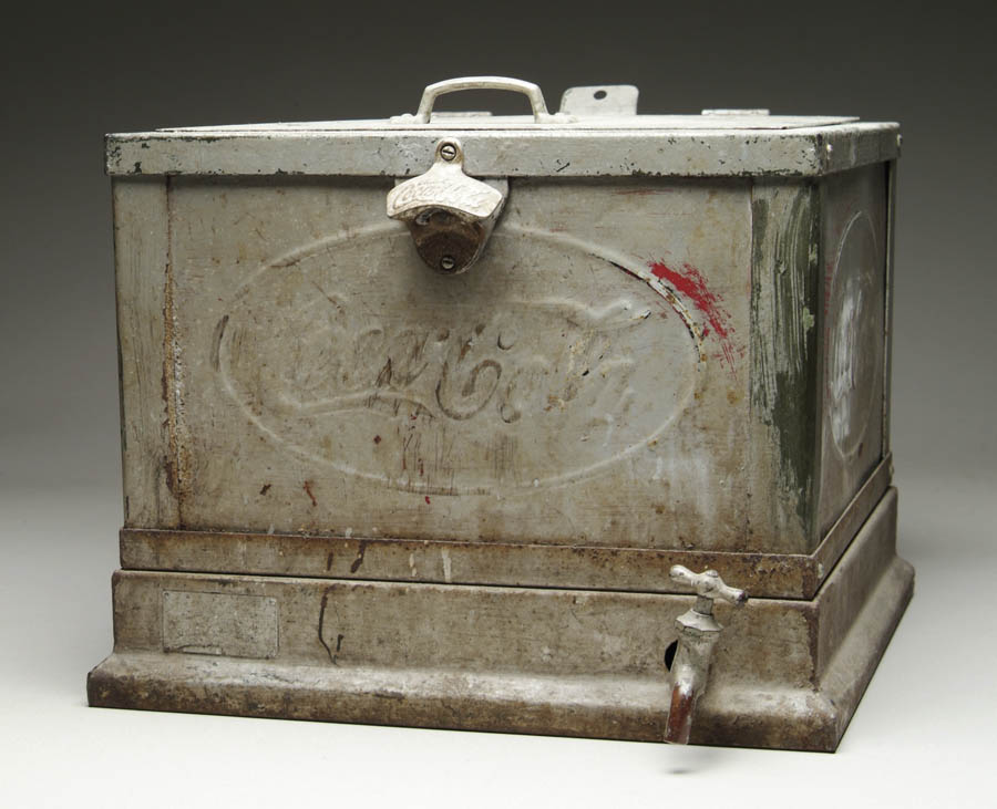 Appraisal: COCA-COLA TABLE TOP GLASCOCK COOLER Features hinged top lid Starr