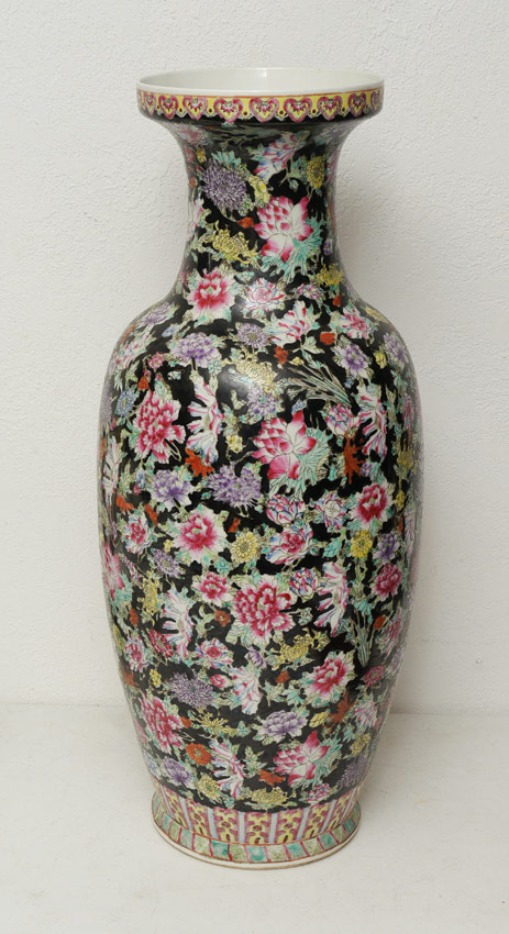 Appraisal: CHINESE IMPORT FAMILLE NOIR VASE Floral motif over black ground