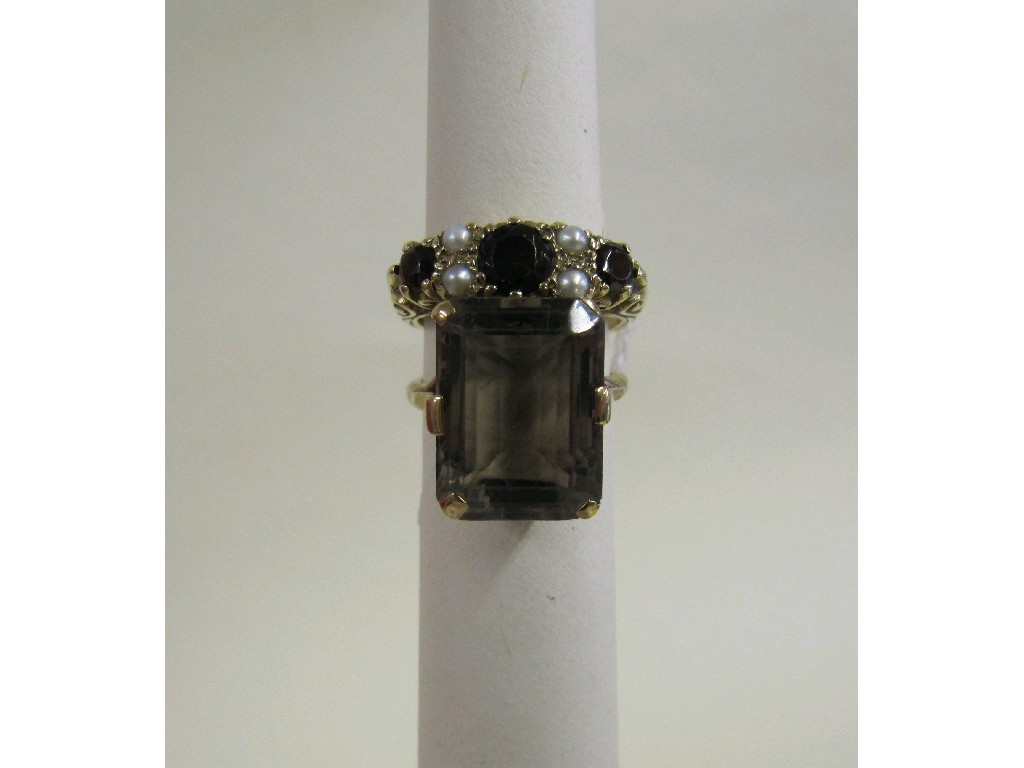 Appraisal: Lot comprising a ct gold smokey topaz single stone ring