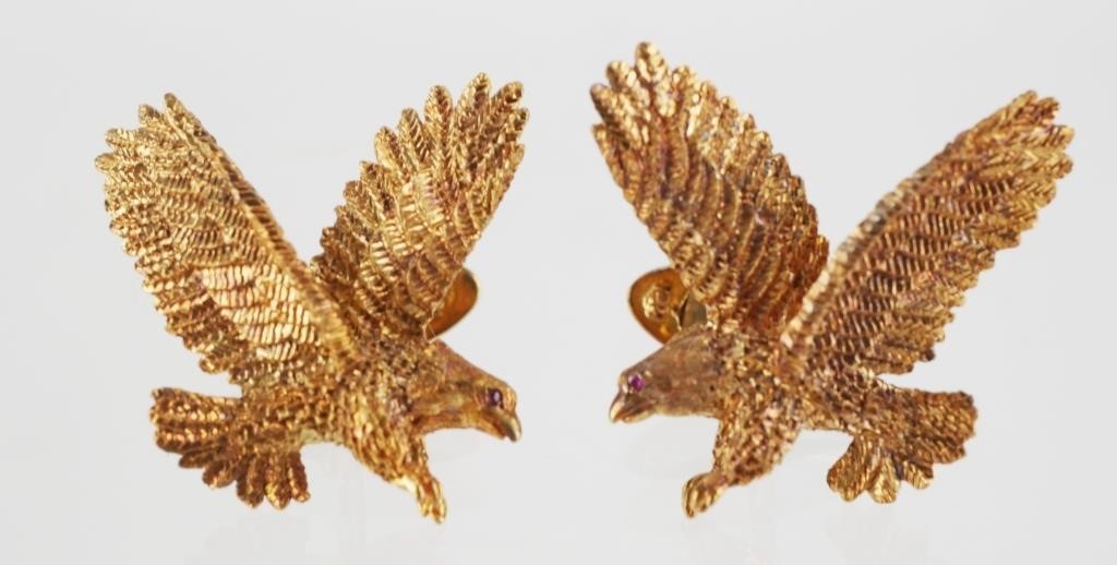 Appraisal: PAIR K GOLD FIGURAL EAGLE CUFFLINKSPair K yellow gold cufflinks