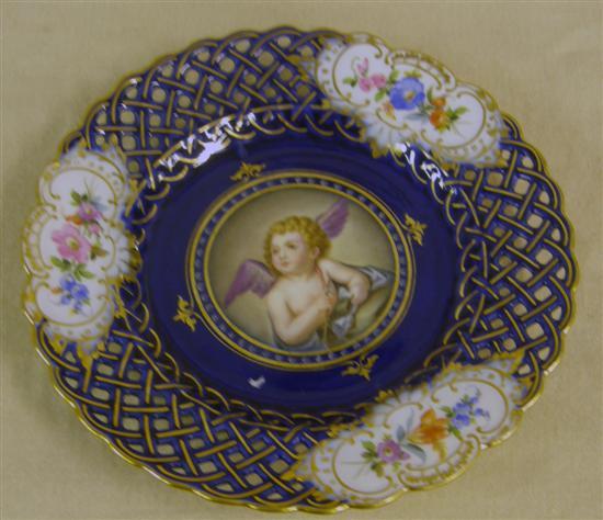 Appraisal: A SET OF FIVE MEISSEN PORCELAIN CABINET PLATES each with