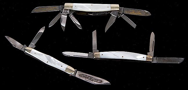 Appraisal: PEARL POCKET KNIVES A GROUP OF THREE MINT CONDITION HEN