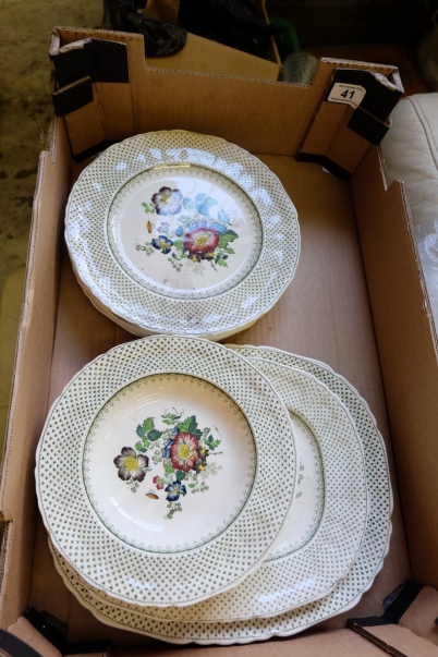 Appraisal: A Masons part Dinner set in the Paynsley design including