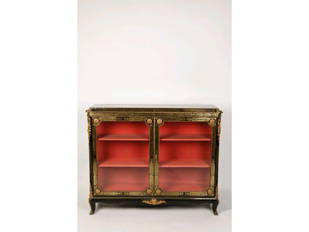 Appraisal: A LOUIS XIV STYLE BOULLE-WORK DISPLAY CABINET the rectangular top