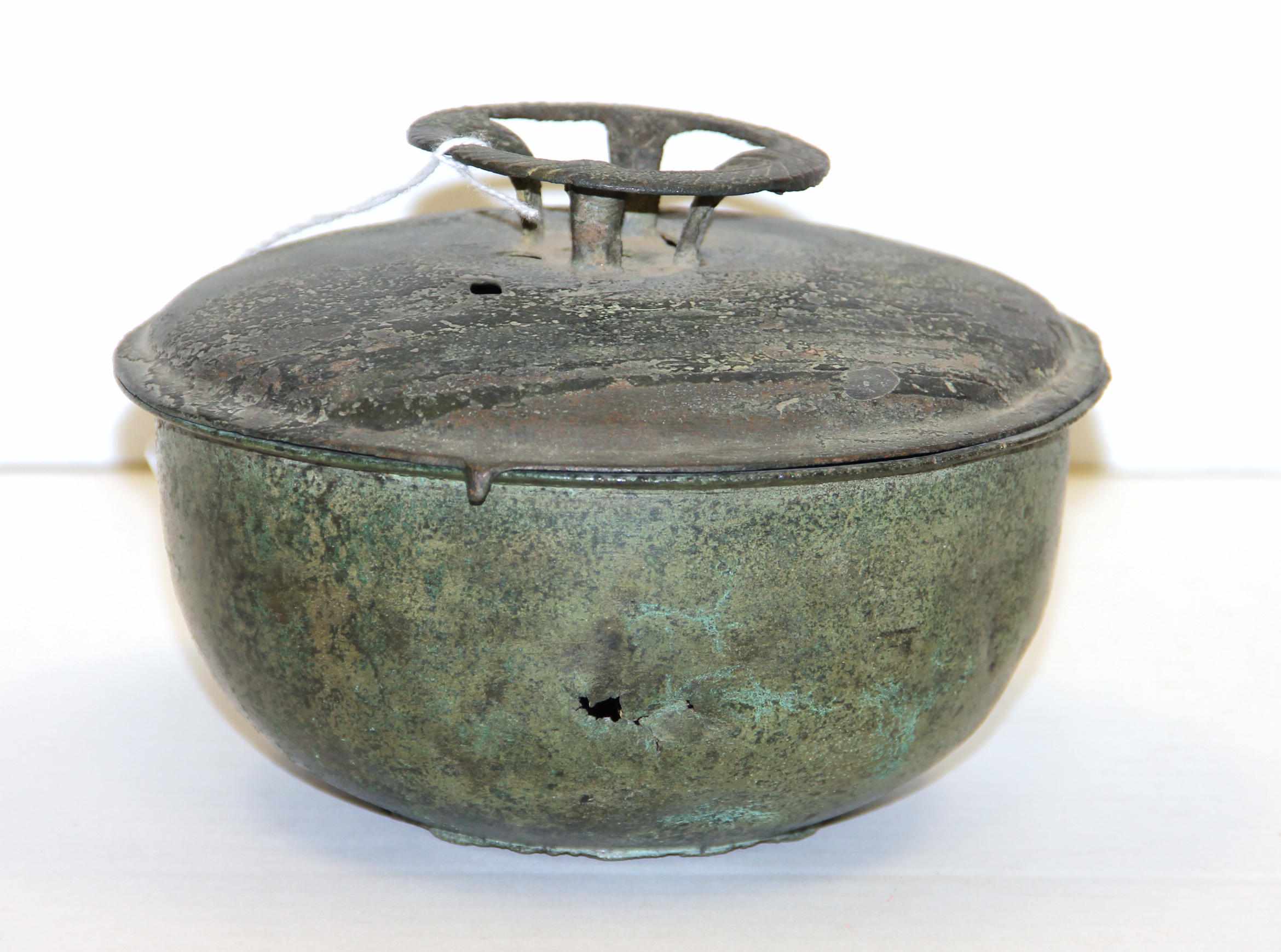 Appraisal: A Korean bronze covered bowl in diameter