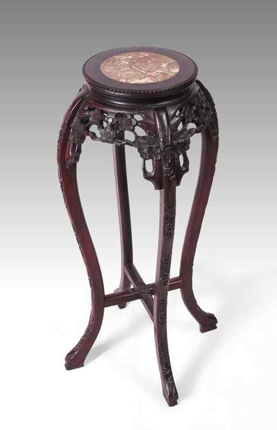 Appraisal: CHINESE CARVED MARBLE TOP FERN STAND Inset marble top carved