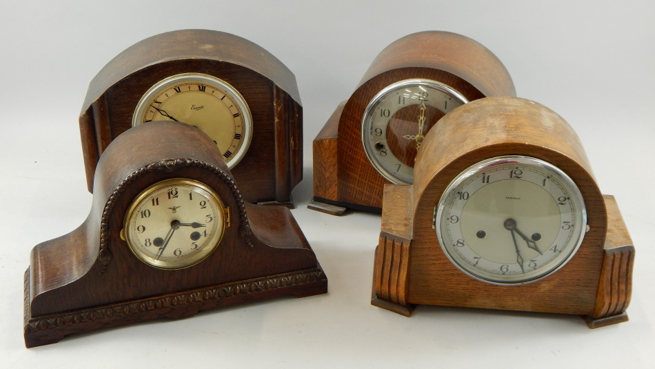 Appraisal: Four similar oak Art Deco style mantel clocks to include