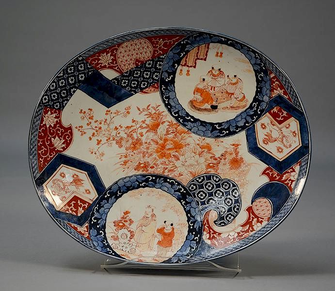 Appraisal: Oval Imari Platter Oval Imari platter wide figural and floral