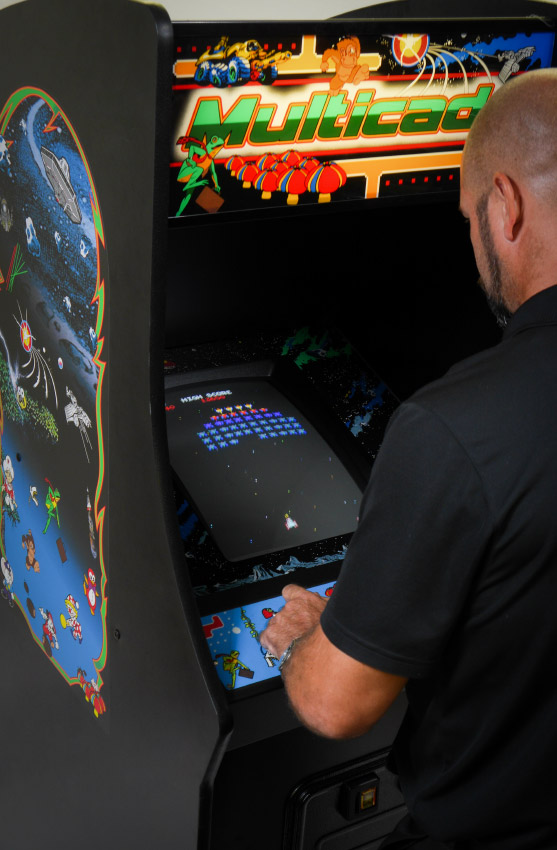 Appraisal: MULTICADE GAME VIDEO ARCADE MACHINE Play all your favorite 's