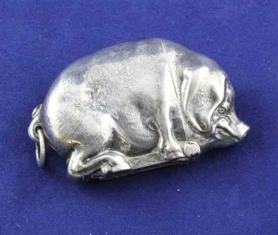 Appraisal: An early th century continental novelty silver vesta case modelled