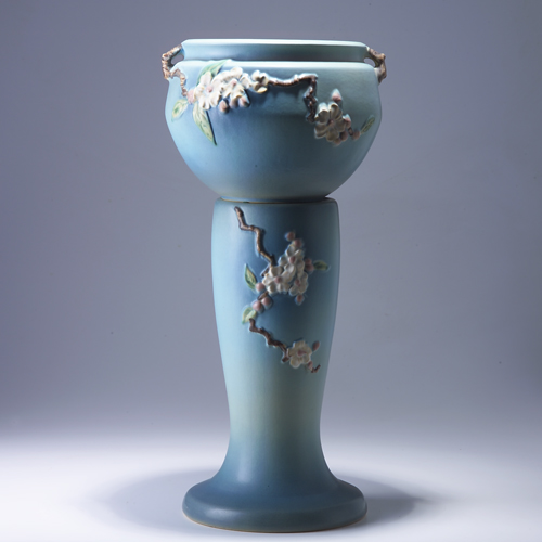 Appraisal: ROSEVILLE Blue Apple Blossom jardiniere and pedestal set - Raised