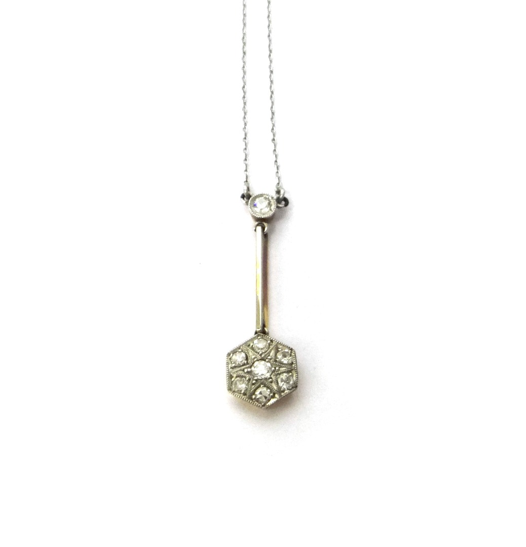 Appraisal: A diamond set pendant necklace the hexagonal drop mounted with