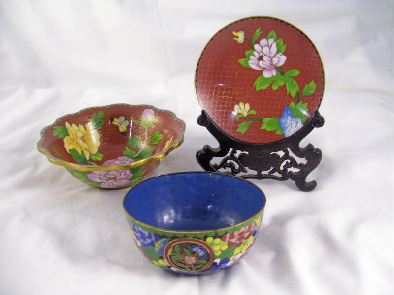 Appraisal: Cloisonne Lot Includes Round footed bowl with a rust colored