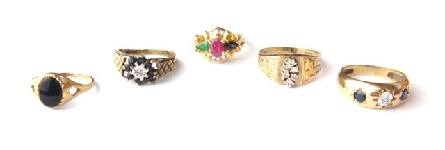 Appraisal: A ct gold sapphire and colourless gem set three stone