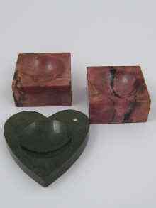 Appraisal: A heart shaped nephrite pin dish with a diamond inset