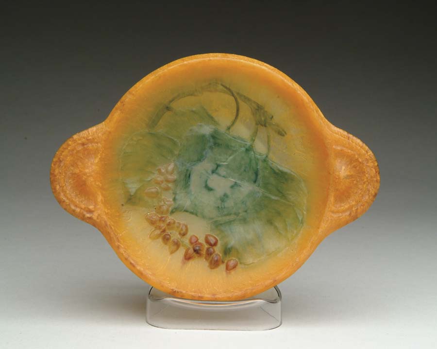 Appraisal: A WALTER BOWL Outstanding pate de verre bowl is done